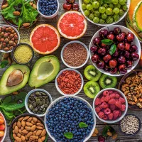 Table Pleine de Super Aliments