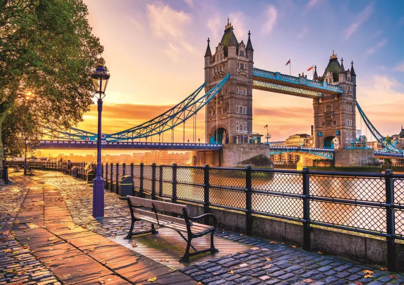 Tower Bridge. Londres