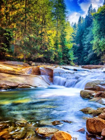 Produit Belle Cascade dans la Forêt Image