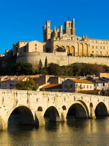 Produit Cathédrale Saint-Nazaire-et-Saint-Celse de Béziers, France Image