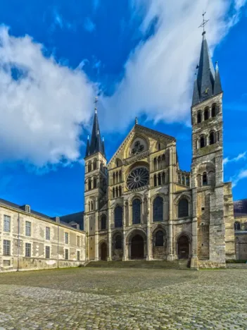 Produit Basilique St Rémy de Reims Image