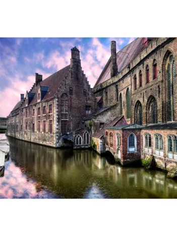 Produit Au bord du fleuve, Bruges, Belgique Image