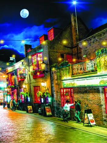 Produit London at Night Image