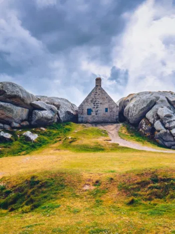 Produit Maison entre les rochers, Bretagne Image