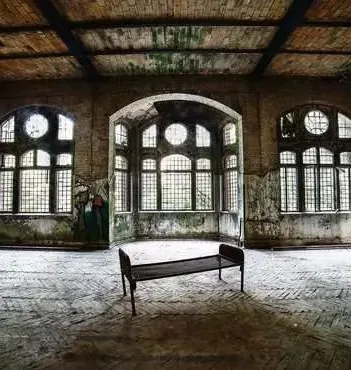 Produit Lost Places - Pavillon Des Femmes Beelitzer Heilstätten Image