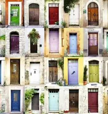 Produit De Belles Portes Dans La Campagne Française Image