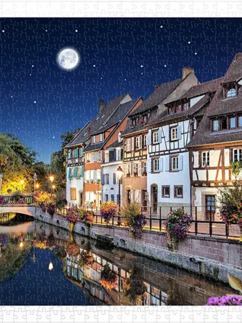 Produit Puzzle en Plastique - Colmar, France Image