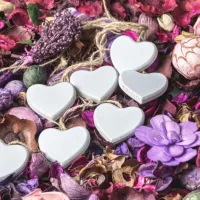 Love - White Hearts