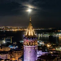 Neon Puzzle - Tour de Galata