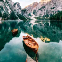 Les Barques du Lac de Braies - Italie