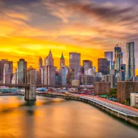 L'horizon de la Ville de New York au Crépuscule