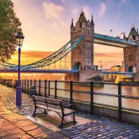 Tower Bridge. Londres