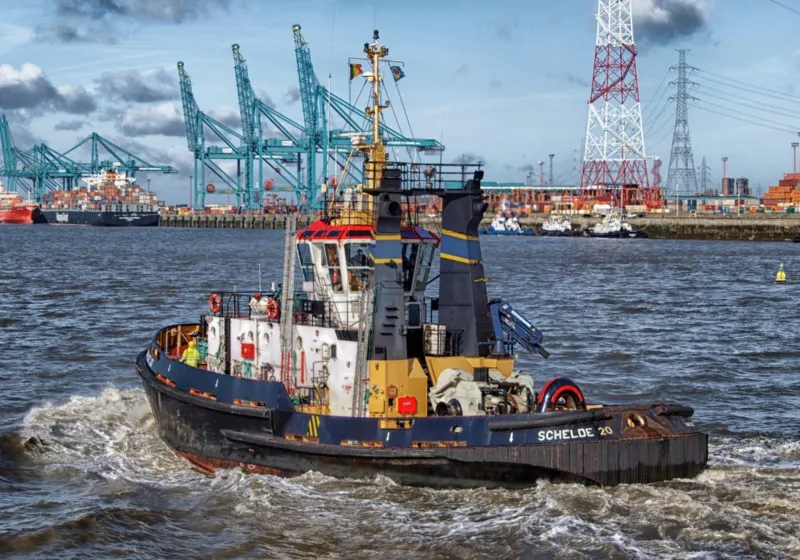 Remorqueur à Anvers