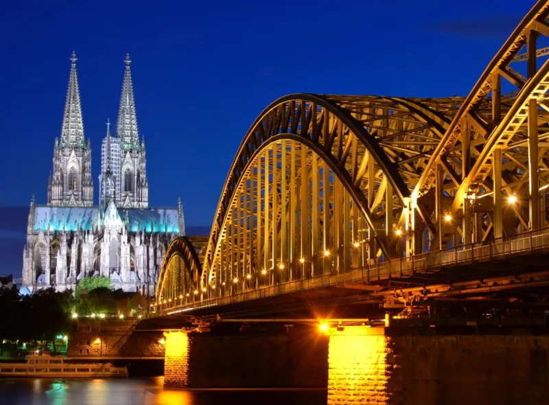 Cathédrale et Pont Hohenzollern de Cologne