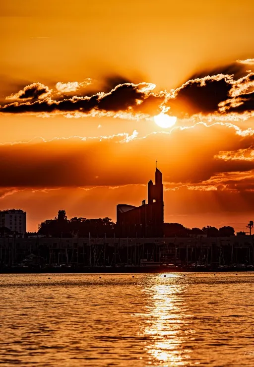 Eglise de Royan by Ika Ipaka