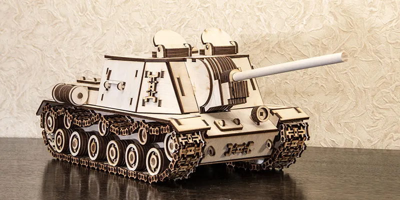 Puzzle 3D en Bois - Tank ISU152