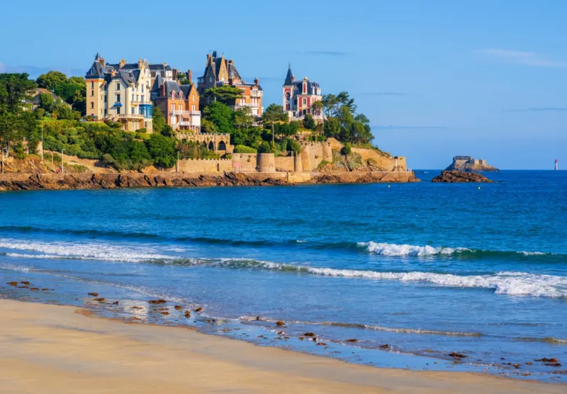 Plage de Dinard, France