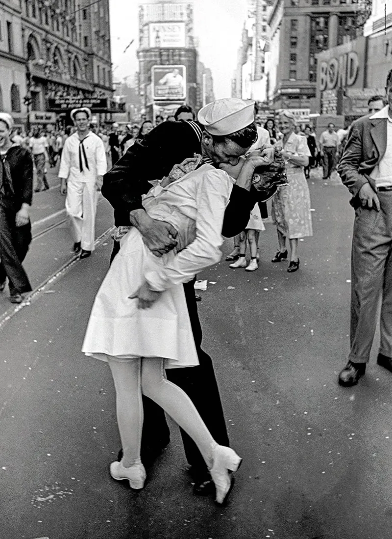 Life Magazine - The Kiss