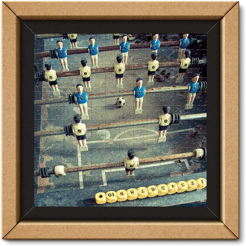 Frame Me Up - Football