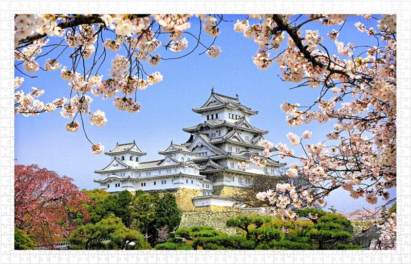 Puzzle en Plastique - Himeji-jo Castle in Spring Cherry Blossoms