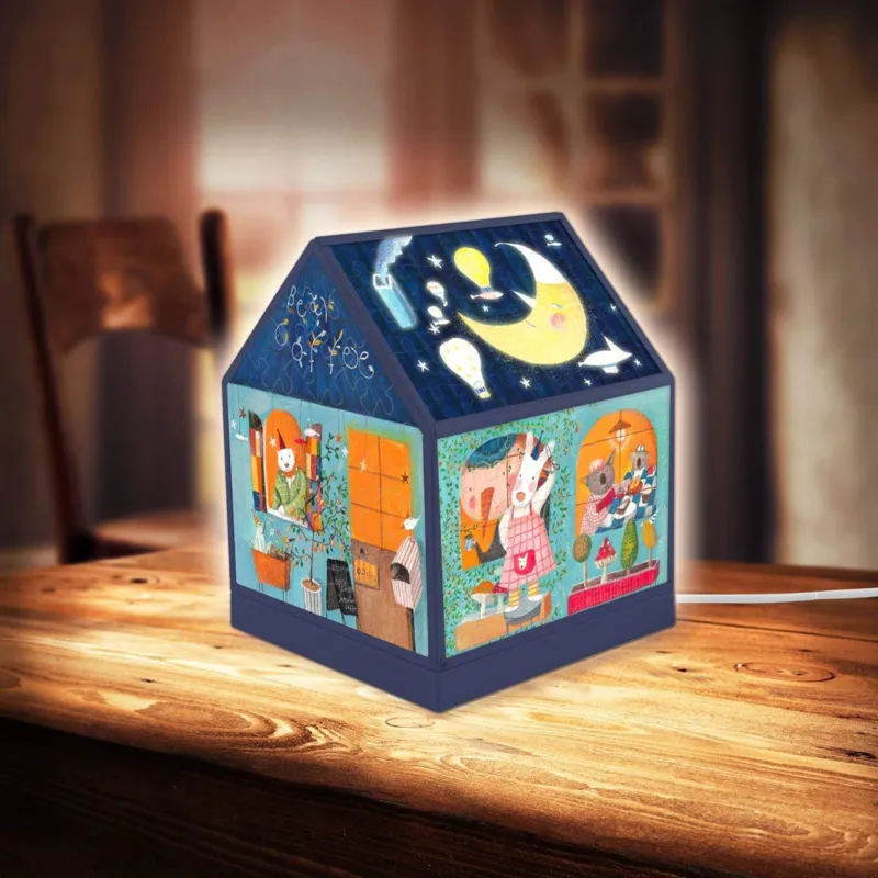 3D House Lantern - Nan Jun - Bear Coffee