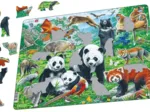 Puzzle Cadre - Panda Bear Family on a China Mountain Plateau