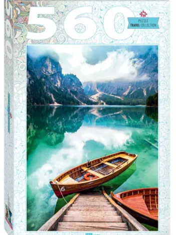 Produit Lake Prags in South Tyrol, Italy Image