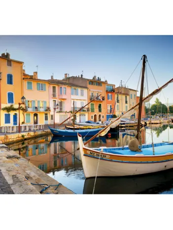 Produit Port de Martigues. Provence Image