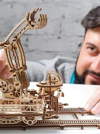 Produit Puzzle 3D en Bois - Rail Mounted Manipulator Image