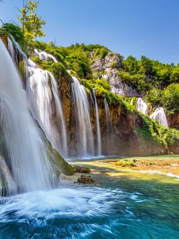 Produit Pays des Lacs en Chute Libre Image