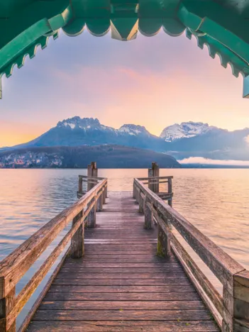 Produit Puzzle Highlights - Chemins de rêve - Passerelle du Lac d'Annecy Image