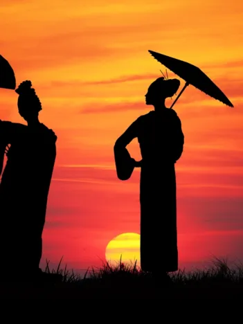 Produit Collection Prestige et Exclusive : Geishas au soleil couchant Image