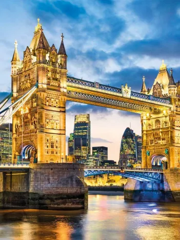 Produit Tower Bridge At Dusk Image